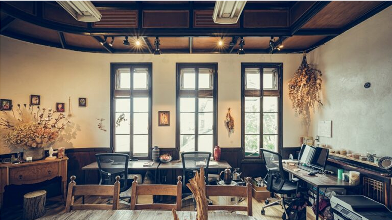 サテライトオフィス